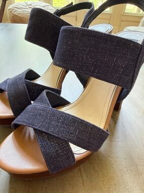 White House Black Market Blue with Silver Specs Strappy Heels 8.5